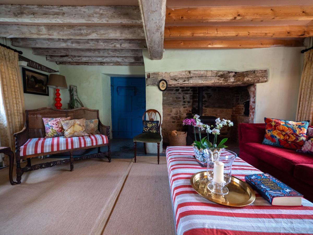 Country Cottage With Spa, Catering, Gardens, Nature Reserve Walks - Free Parking, Self Checkin Scunthorpe Buitenkant foto